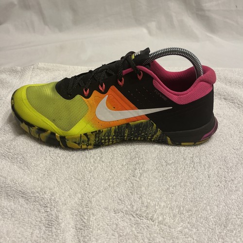 Nike Metcon 2 Volt bianche nere taglia 8,5 uomo 10 donna - Foto 8 di 17