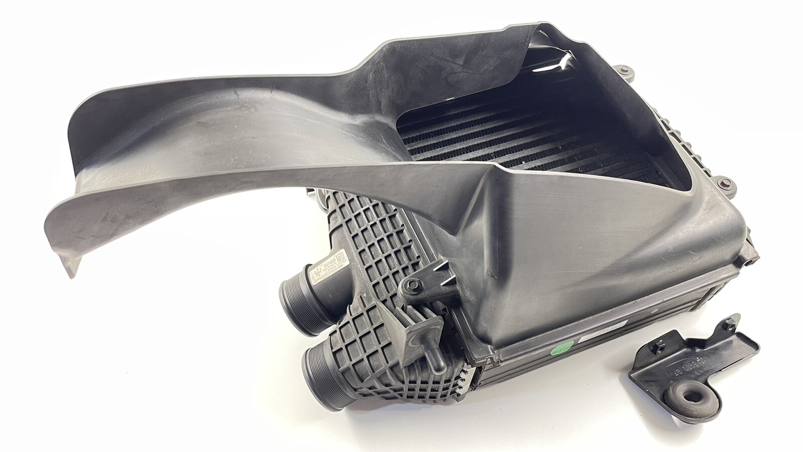 14-17 MASERATI GHIBLI DRIVER LEFT TURBO INTERCOOLER W/ DUCT 670009834 OEM
