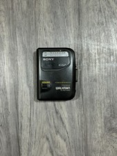 ポータブルプレーヤー SONY WM-FX303 Sony Walkman WM-FX303 Portable Mega Bass FM/AM Radio Cassette