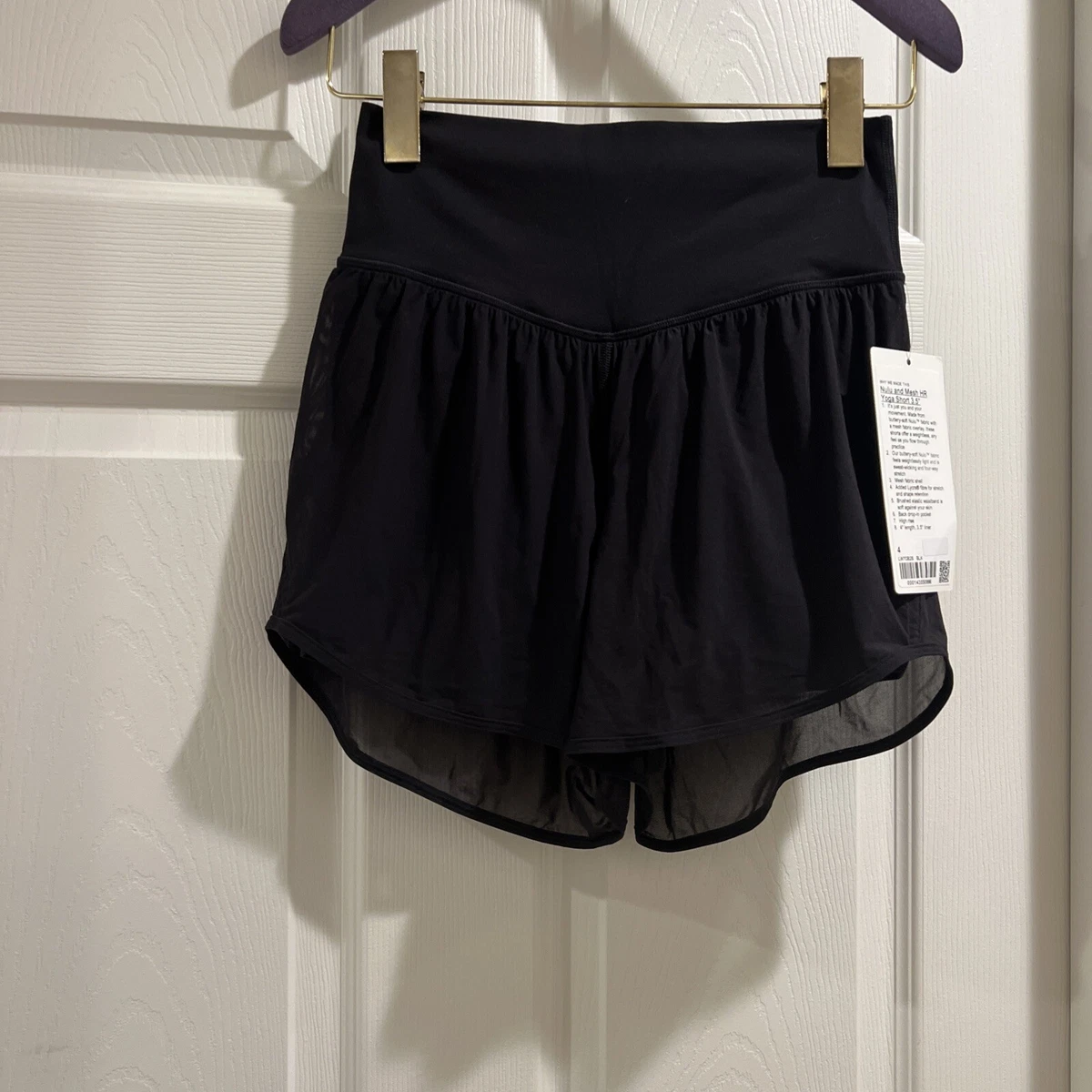 NWT Lululemon Nulu and Mesh HR Yoga Mesh Fabric Short 3.5 Black Size ：4