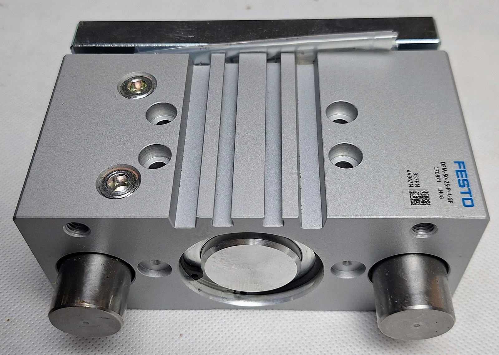 Festo DFM-50-25-P-A-GF Cylinder Compressed Air Guide