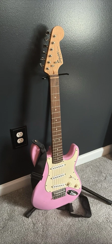 Guitarra eléctrica de 6 cuerdas Foto 4 de 4