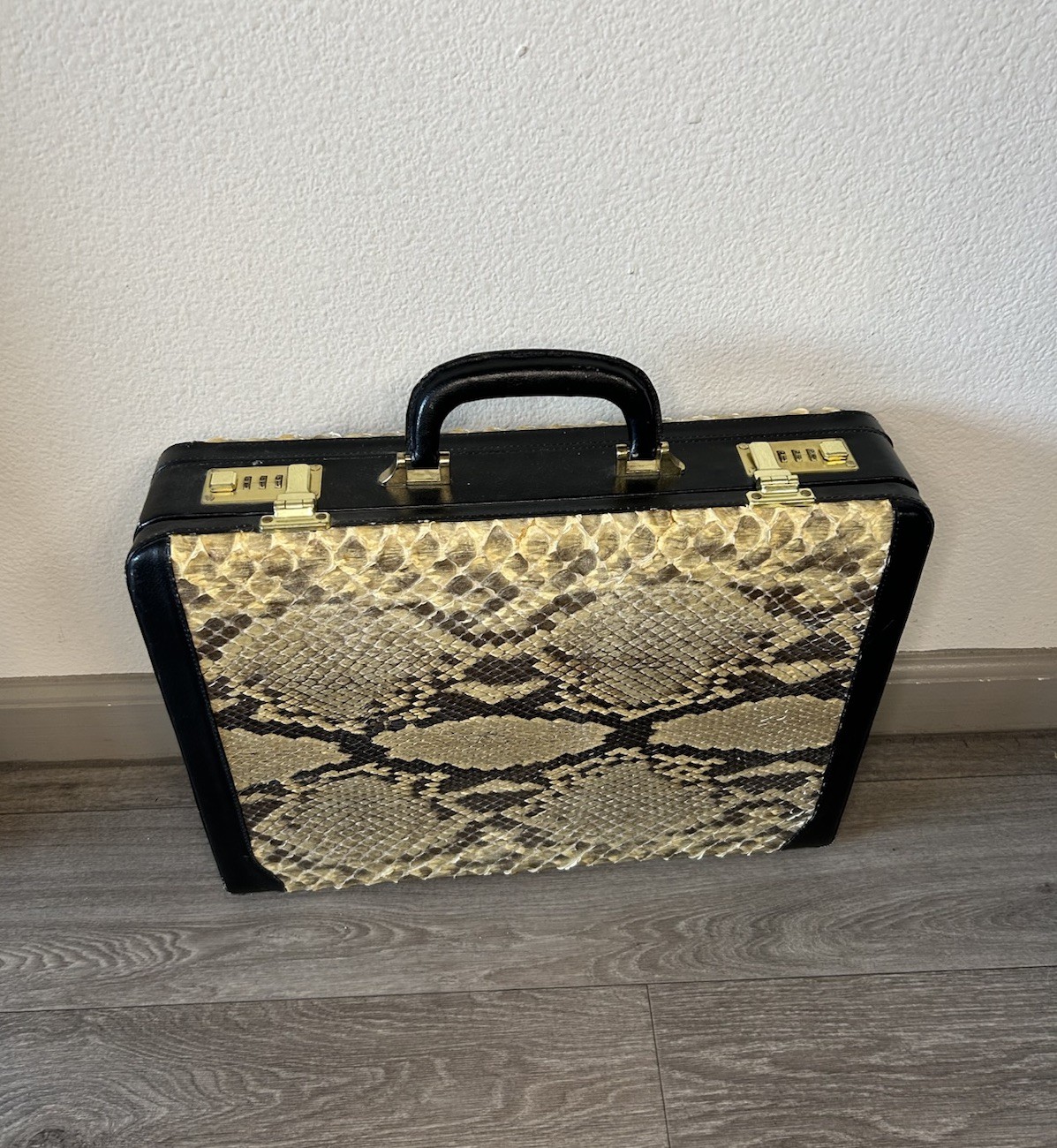 Vintage 70s Python Snakeskin Leather Luxury Brief… - image 17