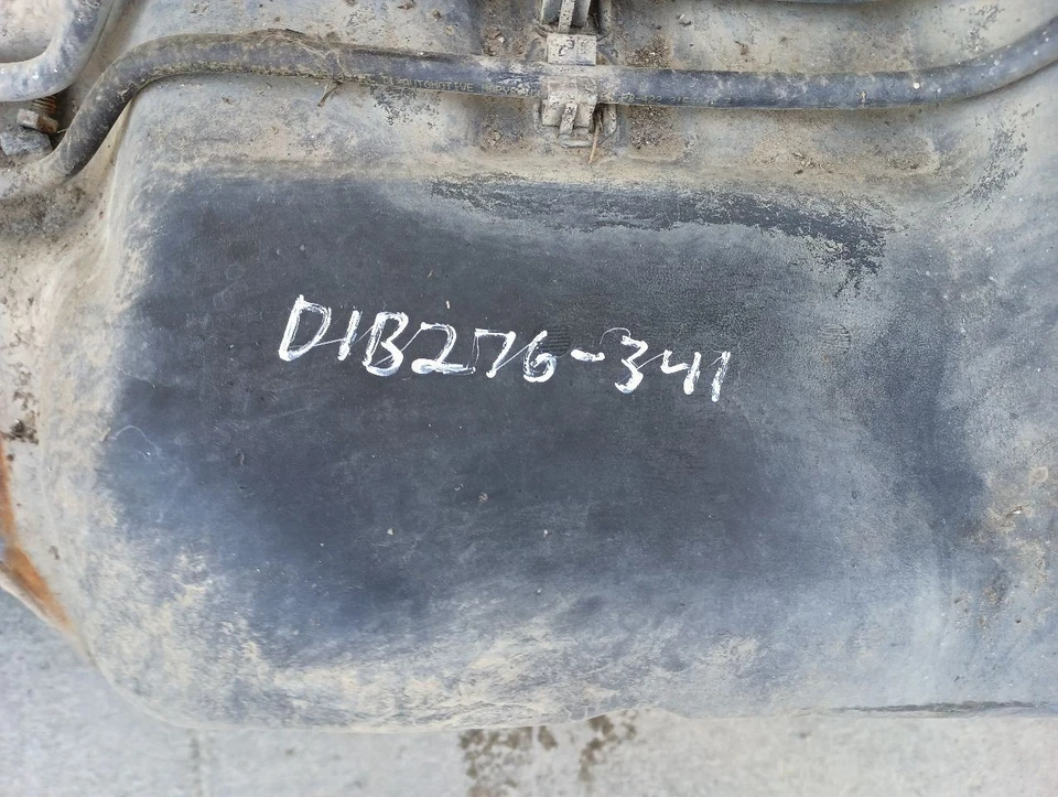 Fuel Tank DIESEL from 2015 GMC Sierra 2500 6'6" Box 11709364 Foto 3 de 4