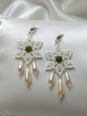 Ohrringe Handmade Stil 700 Rokoko Blumen Vintage Chic Edelsteine Jade Natur 