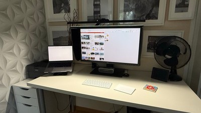 BenQ SW321C 81,3 cm (32 Zoll) Computer Monitor - 9H.LJ1LB.QBE