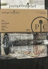 NEW Pampered Chef Apple Corer #100267 RETIRED