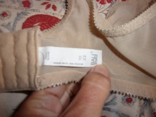 Bali Beige Satin Tracings Minimizer Underwire Bra 34D #3562 - Picture 4 of 6