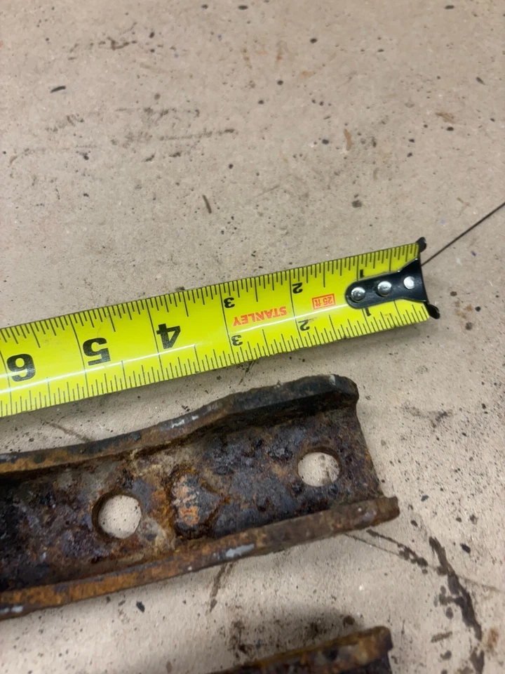 FORD F250 F350 STERLING 1980-1997 10,25 EJE TRASERO BARRA ESTABILIZADORA SOPORTES ALMEJA Foto 4 de 4