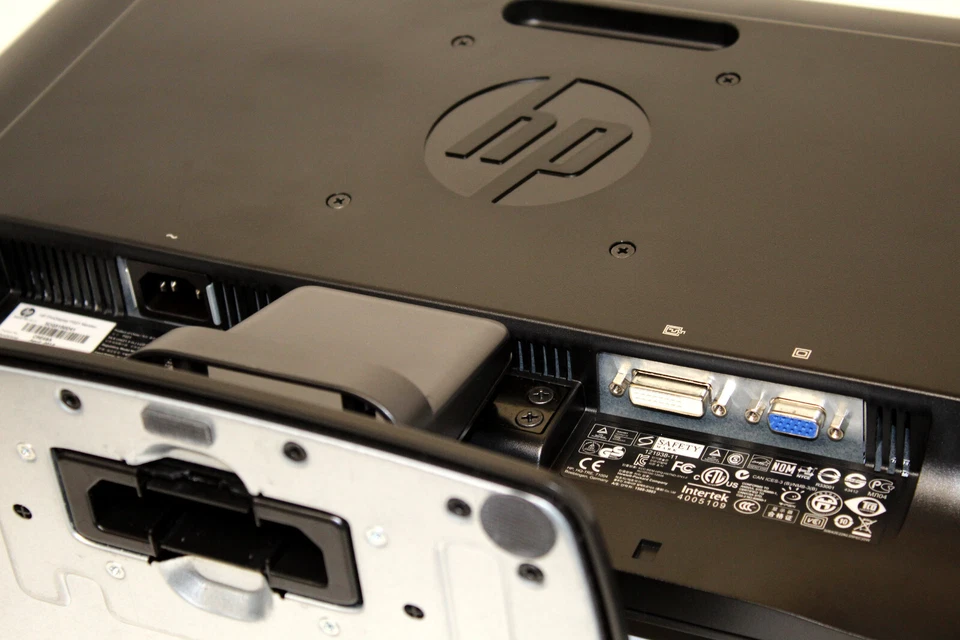 HP ProDisplay P221 21.5" Monitors (1920 x 1080, DVI, VGA) [B GRADE - Good] - Image 4 of 4