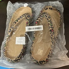 Women’s Thick Flip Flops Size 9