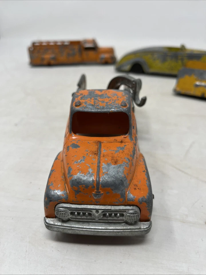 Vintage Cast Iron Cars Trucks Toy Lot Tootsietoy Hubley Die Orange Yellow Blue - Image 3 of 4