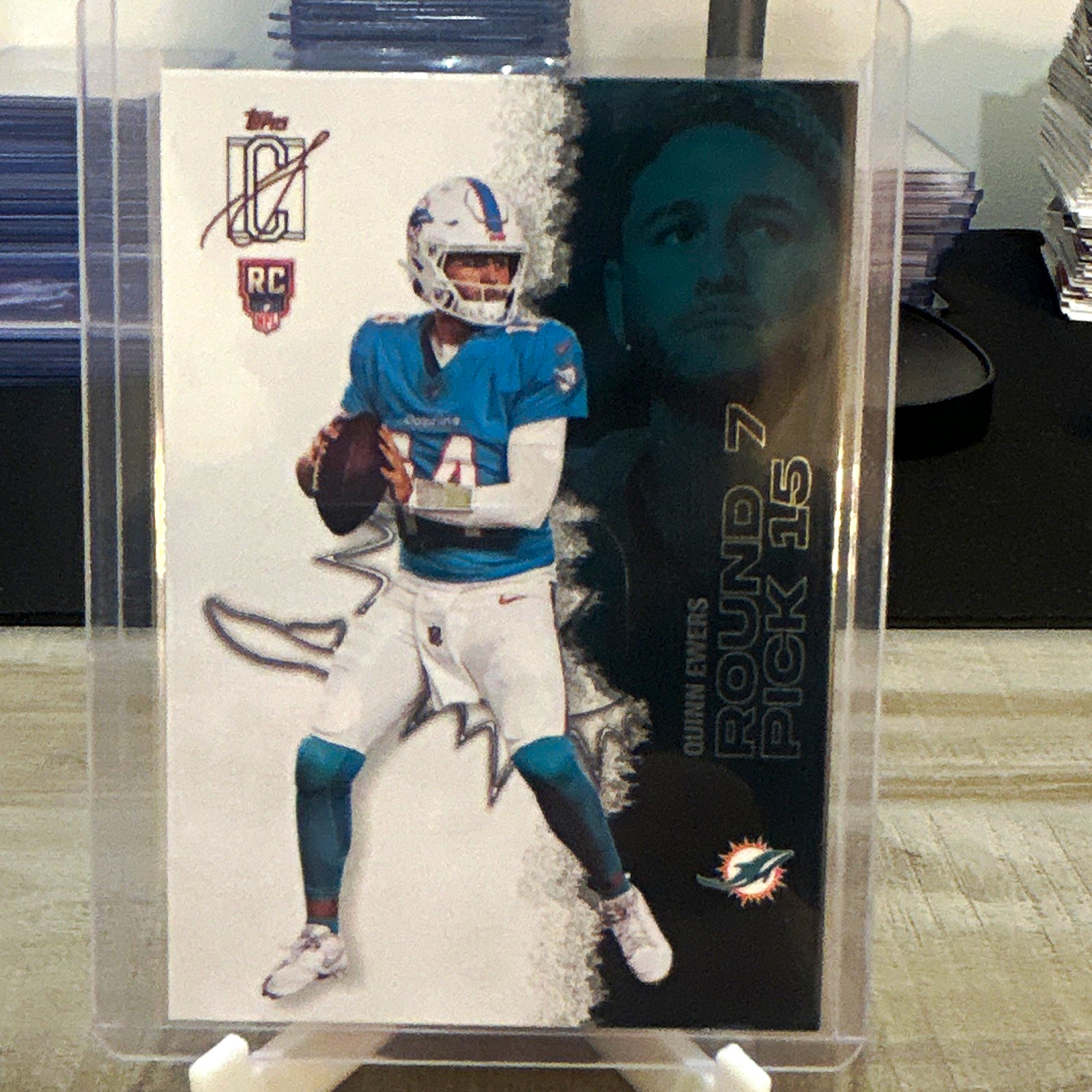 Topps Signature Class 2025 Quinn Ewers Rookie Auto #216 Round 2 Pick 15