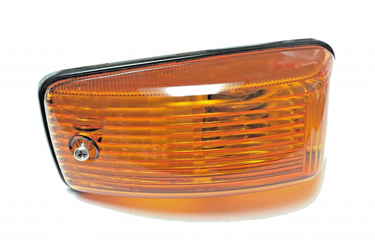 UD トラック 行灯 NEW Genuine Nissan UD Trucks marker lamp for door 2011-2013 | eBay