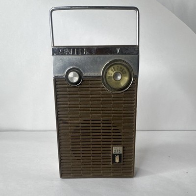 Zenith Model 275 Portable Transistor Radio with Carry Handle
