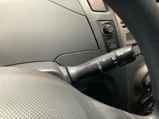 Commodo Toyota YARIS II