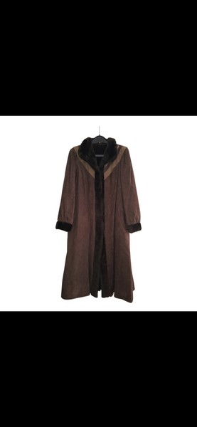 Manteau vintage années 70 femme | Long en daim marron avec col & revers fourrure