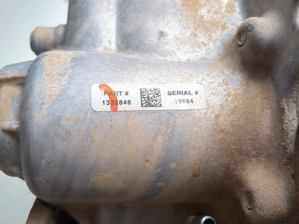 10-14 Polaris Sportsman 850 XP Transmission 1332848 - Image 2 of 4