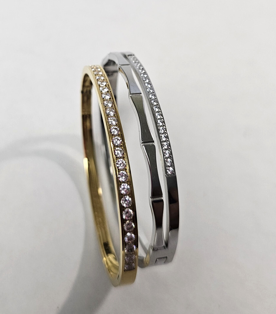 Silver gold Bracelet stack 4 Cuff bracelets snap … - image 5