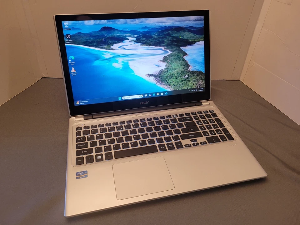 Acer Aspire V5-571P, 15.6" Táctil, Core i5, 16GB, 512GB SSD, Windows 11, Retroiluminado Foto 2 de 4