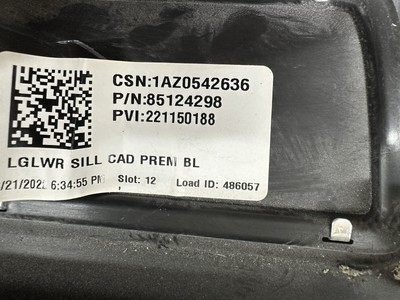 2021-23 CADILLAC ESCALADE REAR DOOR SILL Entry TRIM PLATE 85124298 