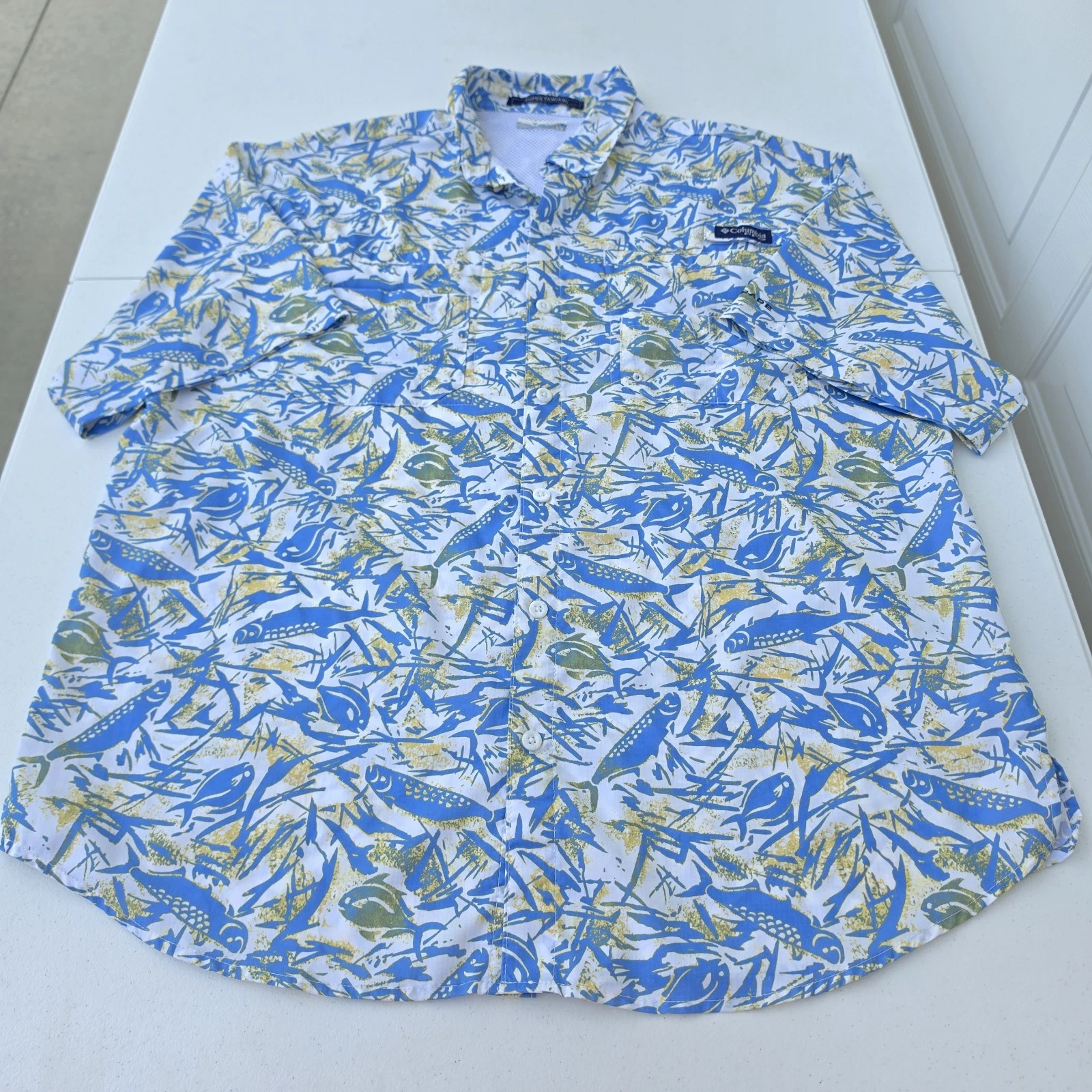 Columbia PFG Tamiami II Short Sleeve Fishing Shirt Mahi Mahi Print Men's Size L