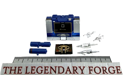 Transformers G1 Soundwave & Buzzsaw Vintage Figure at 99% complete Outstanding