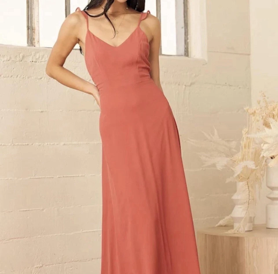 Lulus Coral Maxi Dress Size m - Image 2 of 4