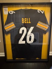 Autographed Leveon Bell jersey framed 