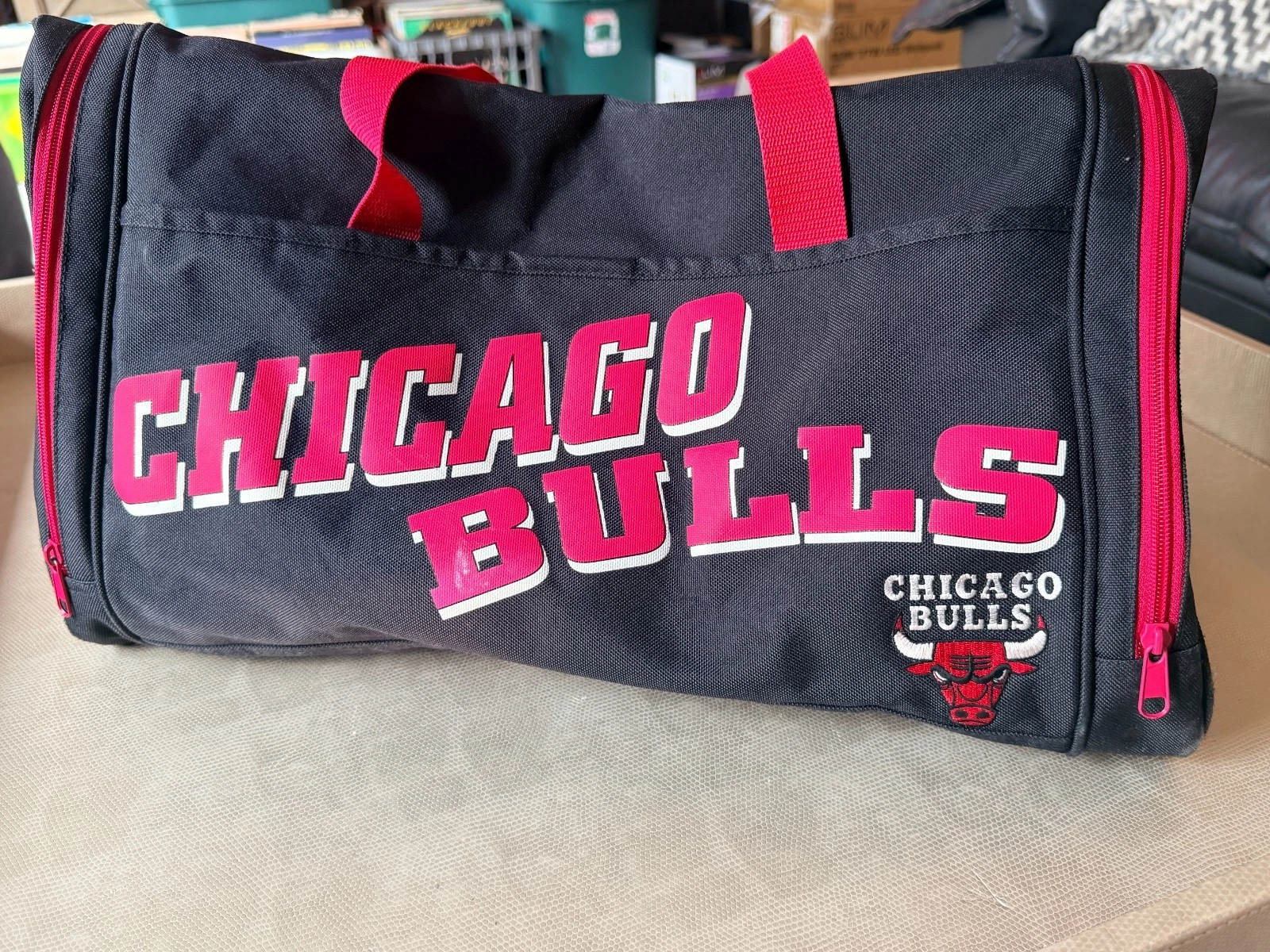 Vintage 1990s Chicago Bulls Duffle Bag NBA Official Licensed Product Travel Bag - product detail image 2