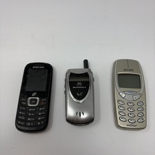 Lot Of 3 Cell Phones - Vintage - Nokia - Motorola - Samsun Untested No Charger