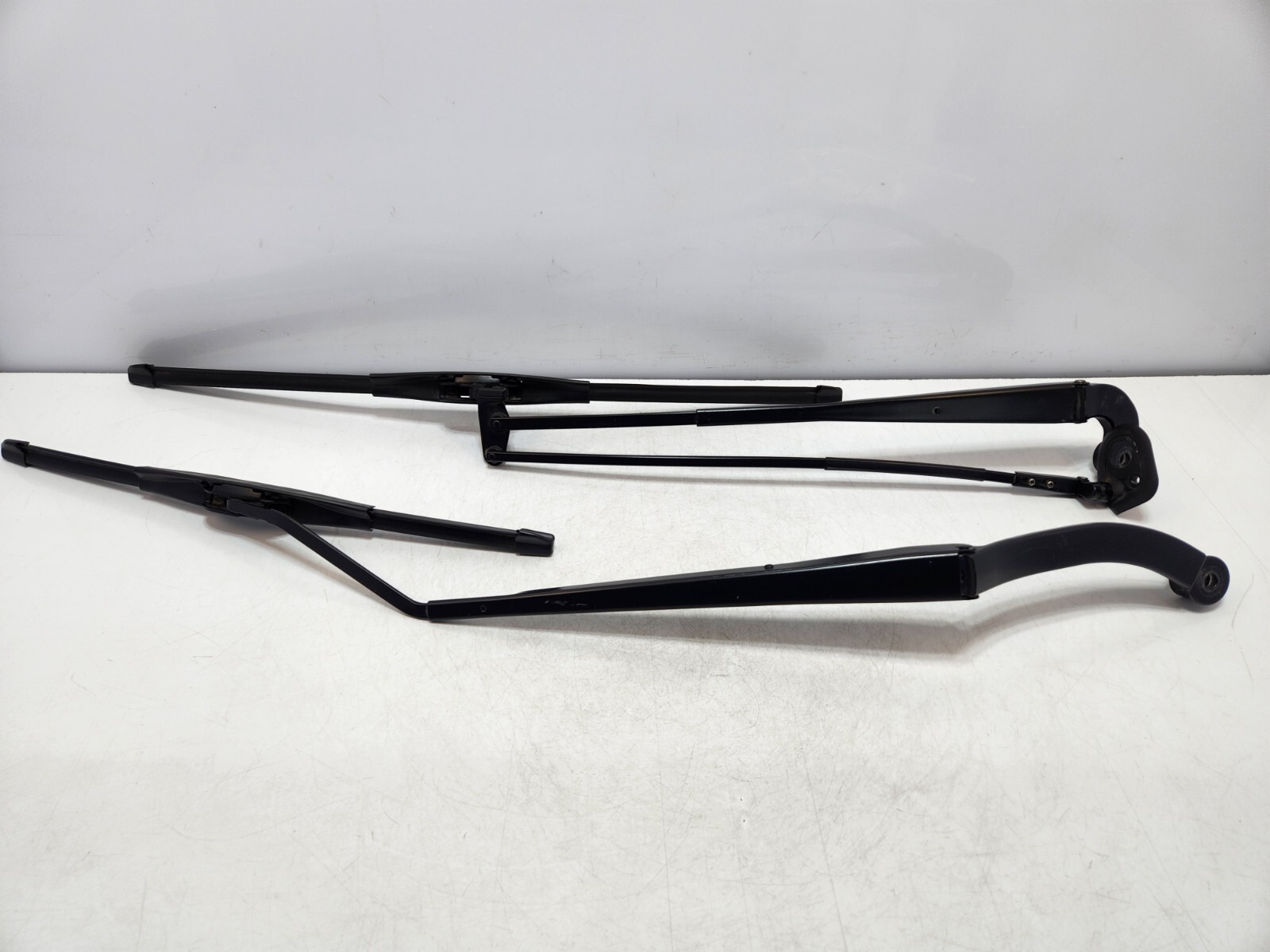 ✅ 03-13 OEM Maserati Quattroporte Left Right Windshield Washer Wiper Arm Blade