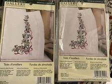 4 Stitcher's Gallery Floral Pillowcases for Embroidery Blue and Violet Bouquet 