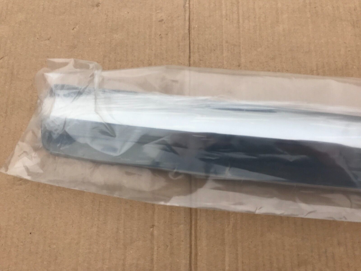 Mitsubishi Bull Bar Chrome Accessories - SP036176 **Genuine New 