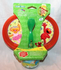NEW IN PACKAGE SESAME STREET ELMO  FEEDING SET 6 PIECE FORK SPOON AND 2 PLATES