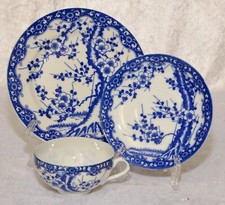 1 (von 2)  3teilig Teegedeck Kirsch Blüten Japan Porzellan Blau Weiß Teetasse UT
