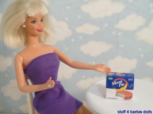 Barbie SIZE Dollhouse Accessories Bathroom Travel ZURU MINI BRANDS - Moon  Pies!