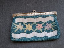 Vintage Beaded Floral Clutch Purse w/ Gold Metal Frame No Maker Mark