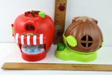 Timber Tots - Apple Delight Bakery & Hazelnut House w/Some Accessories