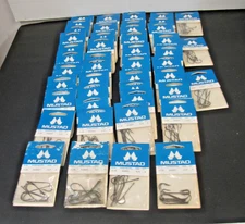 45 PKS 3136  KIRBY 4/0 SIZE QTY  10 EA . BRONZE HOOKS MUSTAD MADE NORWAY FISHING