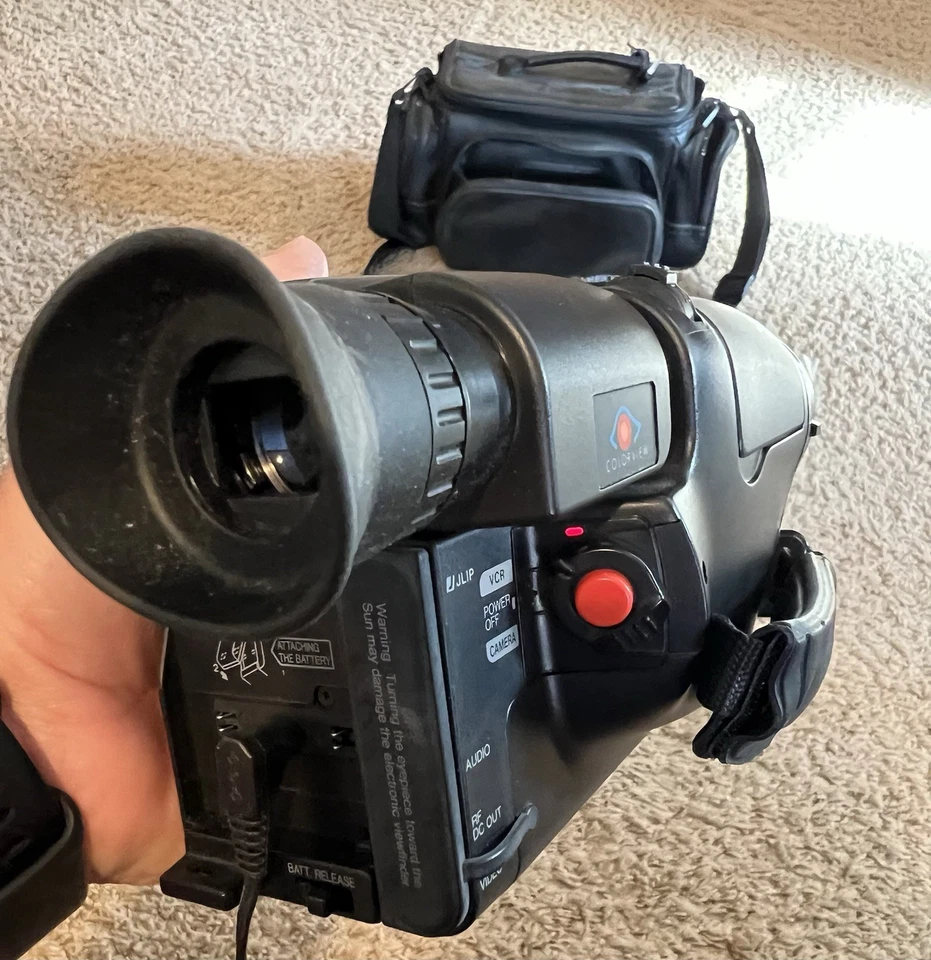 RCA Video Camcorder CC637 Small Wonder VHS-C Playback Handheld Tested Works - Image 3 of 4