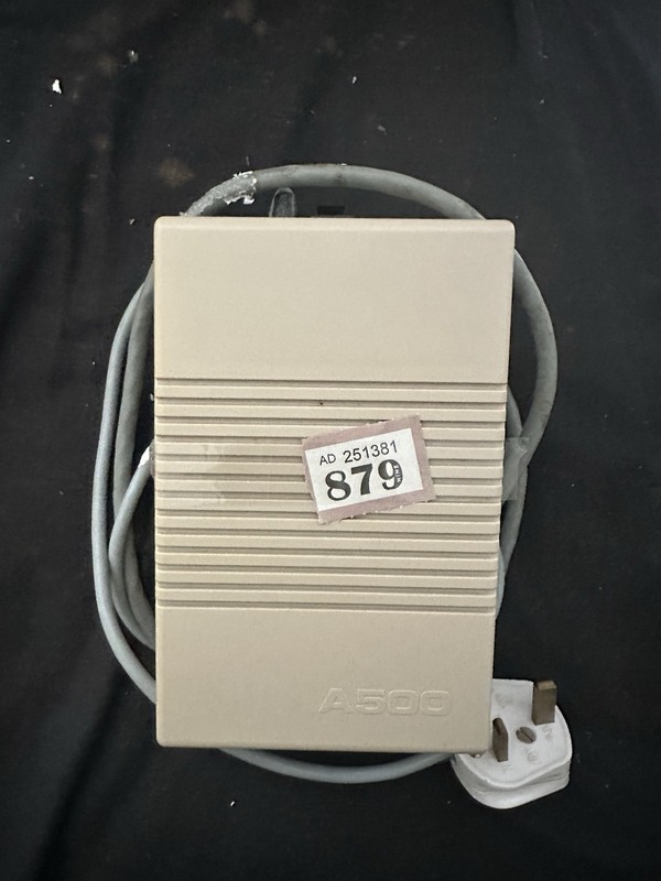 Amiga  500/plus   Lightweight Power Supply Used Tested Working Ok No Yellowing