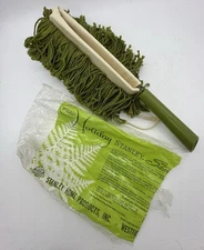 VINTAGE FERN HOLIDAY STANLEY HOME PRODUCTS DRY MOP HEAD HANDLE DUSTER CANVAS