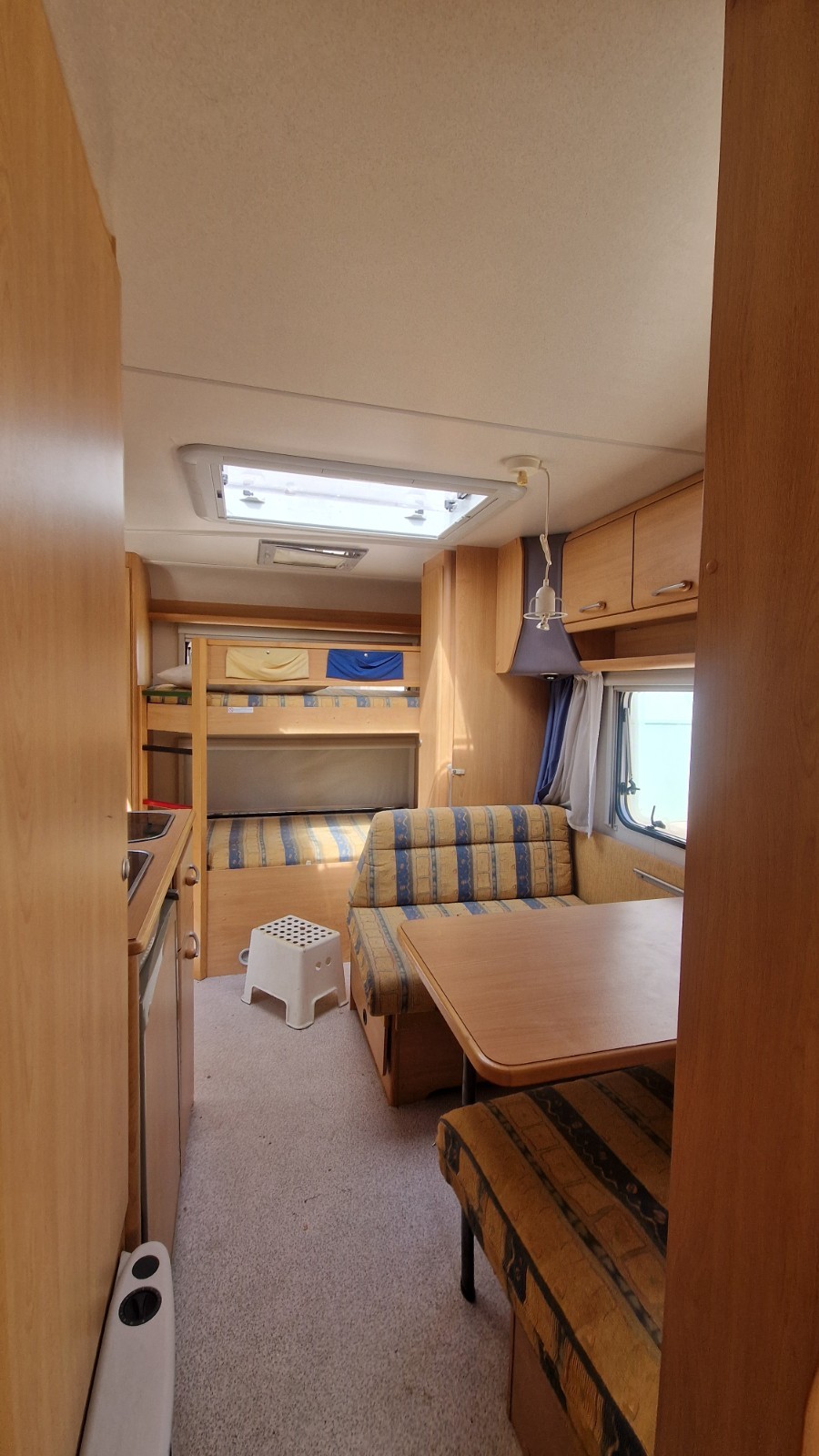 Roulotte Knaus Südwing 500 Tk con 6 posti letto foto 5