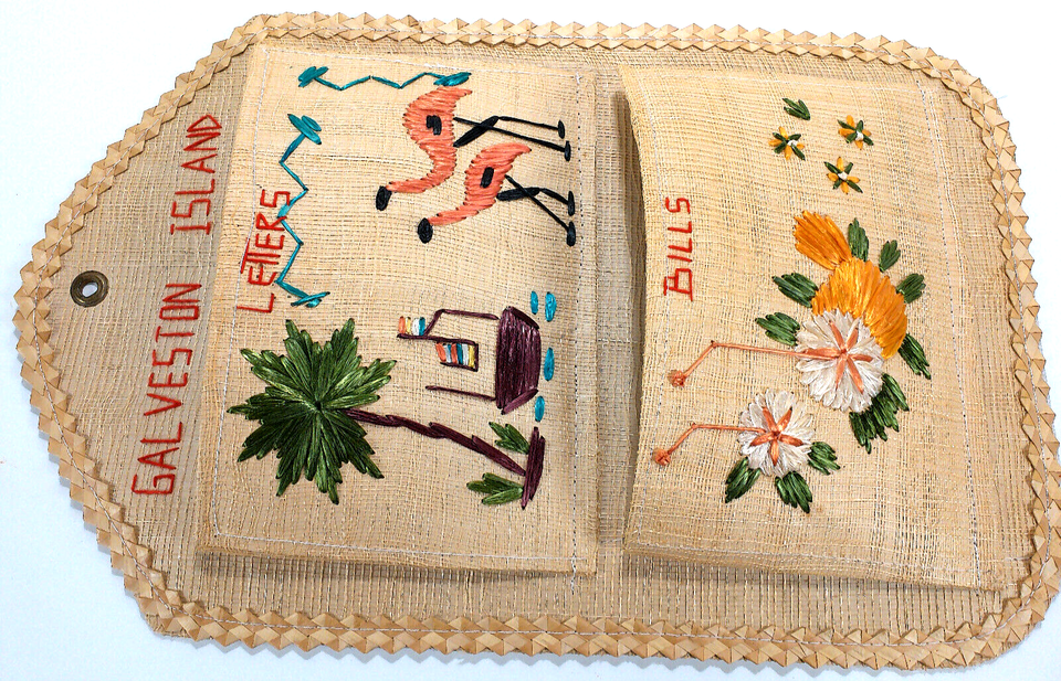 Vtg Woven Mail Holder Letters Bills Souvenir Kitschy Galveston Island
