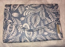 BAGSMART Jewelry Travel Storage Case Organizer Bag Blue/White Floral Design Cute