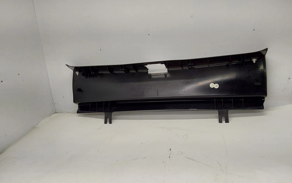 Mercedes CLK430 2001 cubierta de moldura de umbral de bloqueo de maletero OEM A2126903100 Foto 4 de 4