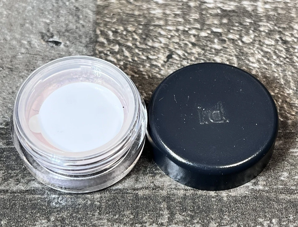 bareMinerals Escentuals Glimpse ~HUGS~ New~.57g ~Brand NEW SEALED -DISCONTINUED - Image 2 of 3