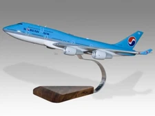 Boeing 747-400 Korean Air Desk Wood Airplane New Model Small Scale 1/200