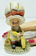 ArtMark Ceramic Girl Figurine Large Bonnet and Umbrella Vintage 4"